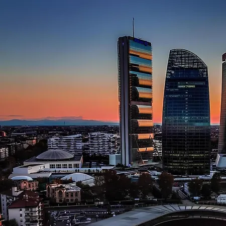 Ray 1 San Siro Апартаменты